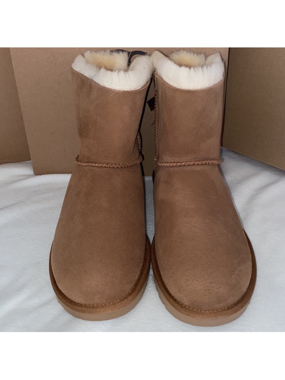 UGG Mini Bailey Bow ll size 10 toddler girl brown bow excellent used condition